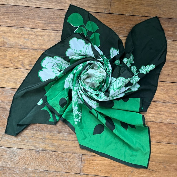 Accessories - Vintage Floral Printed Silk Scarf